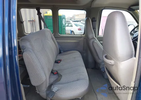 2001 GMC Savana Standard z USA, uszkodzony, nr VIN 1GJHG39R611117801